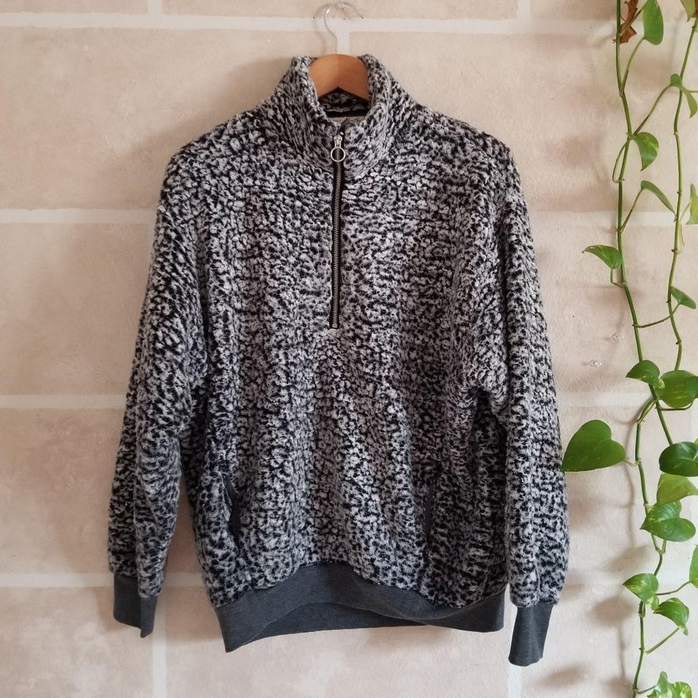 Express One Eleven Sherpa Fleece Sweatshirt Size S